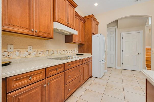 Interior, Kitchen, Recessed Lighting, Washer