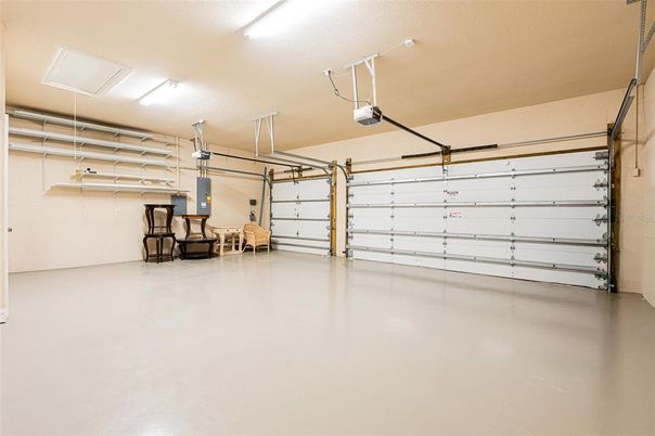Garage, Interior