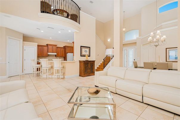 Chandelier, Dining room, Interior, Kitchen, Living room, Pendant Lights, Recessed Lighting