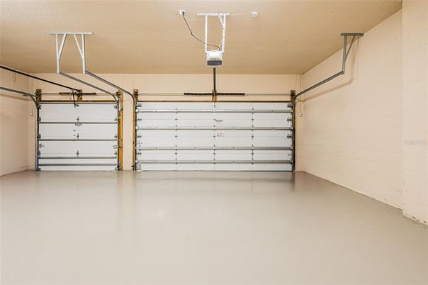 Garage, Interior