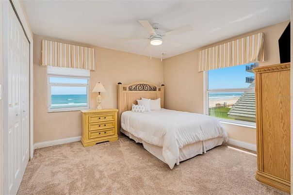 Bedroom, Interior, Water