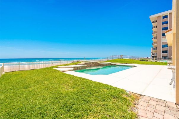 Exterior, Pool, Water