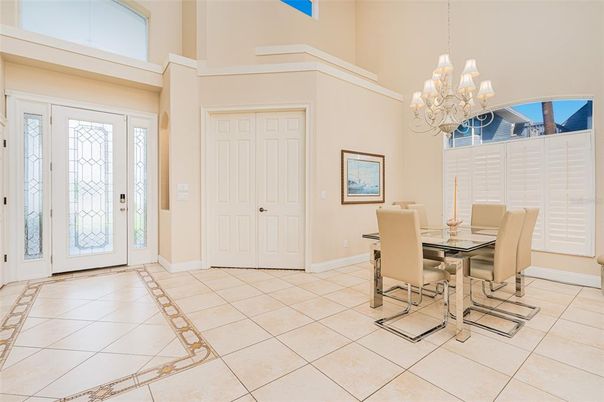 Chandelier, Dining room, Interior