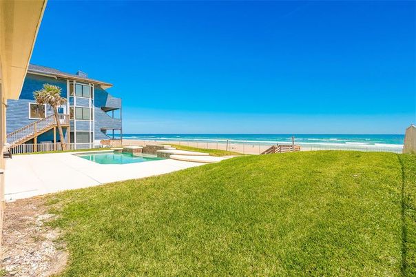 Backyard, Exterior, Pool, Water