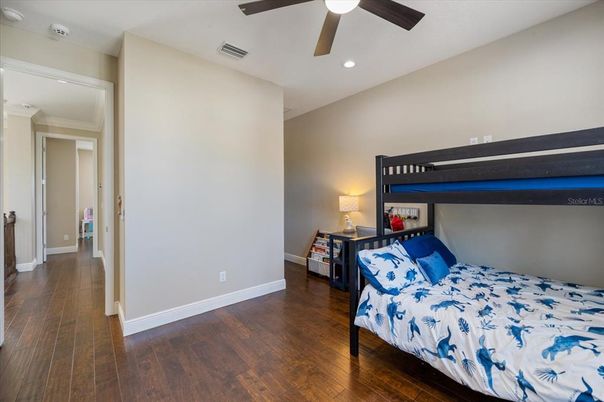 Fitness Equipment, Interior, Recessed Lighting, Wood Texture Flooring