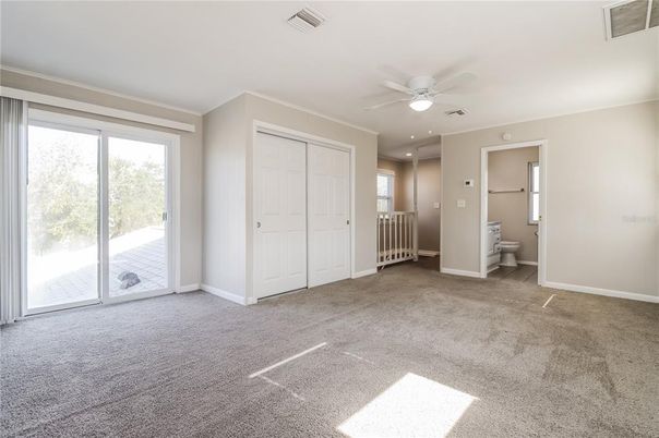 Bathroom, Empty room, Interior, Recessed Lighting