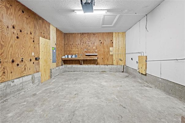 Empty room, Interior, Wooden Walls
