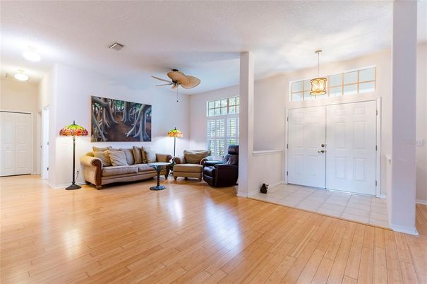 Interior, Living room, Pendant Lights, Wood Texture Flooring