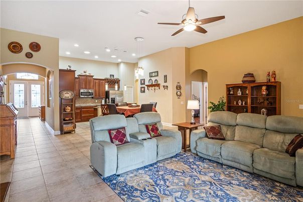 Dining room, Interior, Kitchen, Living room, Pendant Lights, Recessed Lighting, Stainless Steel Appliances