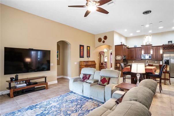 Dining room, Interior, Kitchen, Living room, Pendant Lights, Recessed Lighting, Stainless Steel Appliances