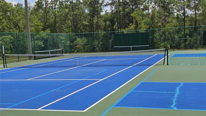 Exterior, Tennis Courts