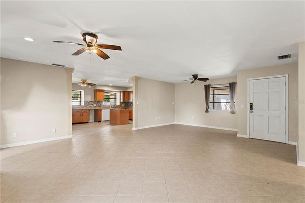 Empty room, Interior, Kitchen, Recessed Lighting