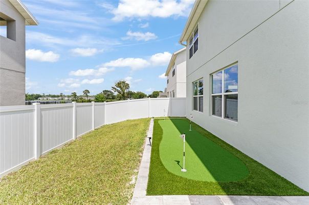 Backyard, Exterior