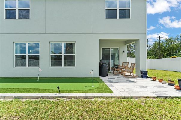 Backyard, Exterior