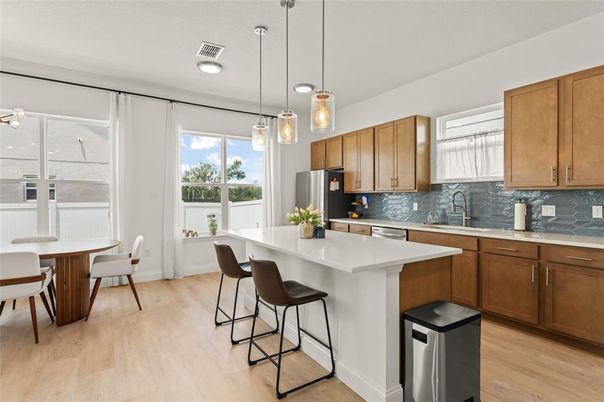 Dining room, Interior, Kitchen, Pendant Lights, Recessed Lighting, Wood Texture Flooring