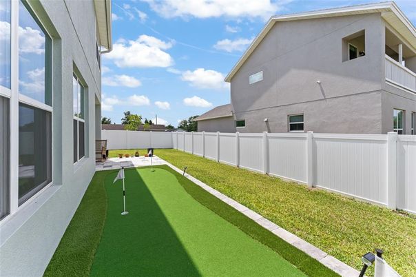 Backyard, Exterior