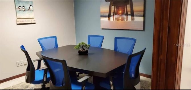 Dining room, Interior