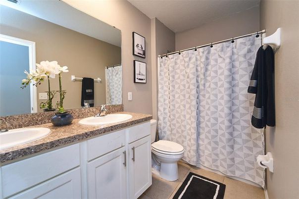 Bathroom, Dual Sink Vanities, Interior