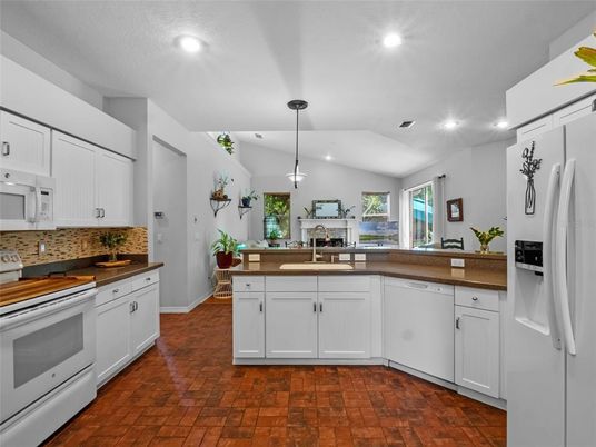 Interior, Kitchen, Pendant Lights, Recessed Lighting