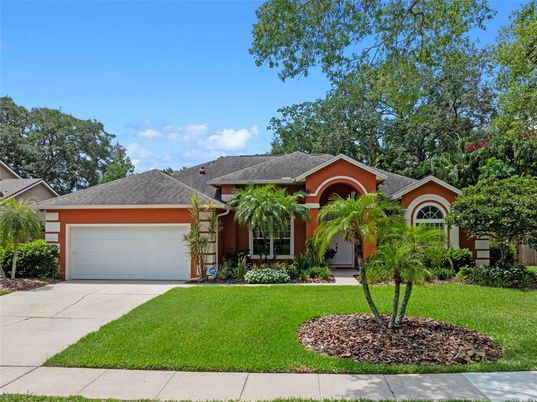 Attached, Exterior, Facade, Ranch