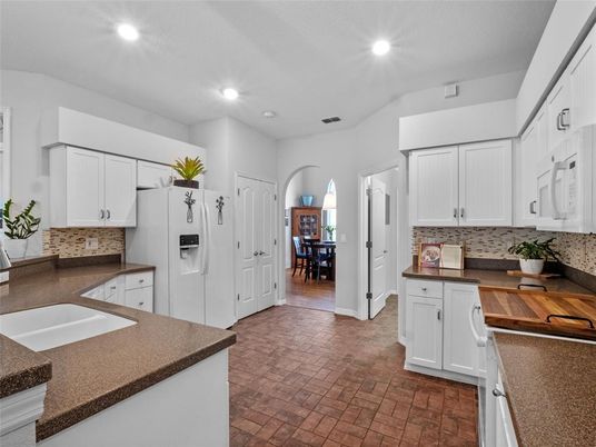Dining room, Interior, Kitchen, Recessed Lighting