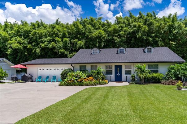 Attached, Backyard, Exterior, Facade, Ranch