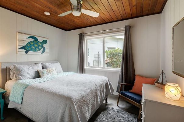 Bedroom, Interior, Recessed Lighting, Wooden Ceilings, Wood Texture Flooring