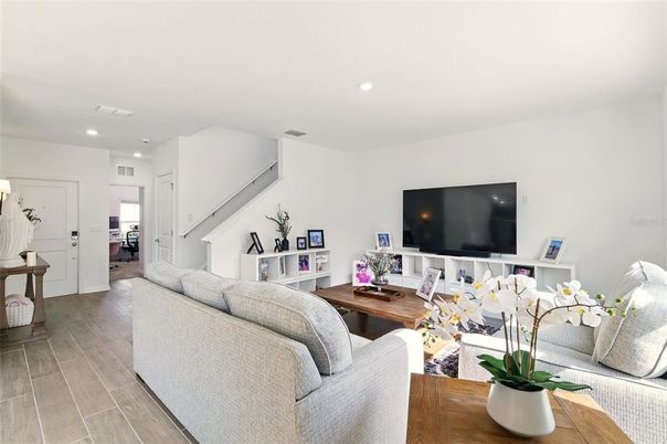 Interior, Living room, Recessed Lighting, Wood Texture Flooring