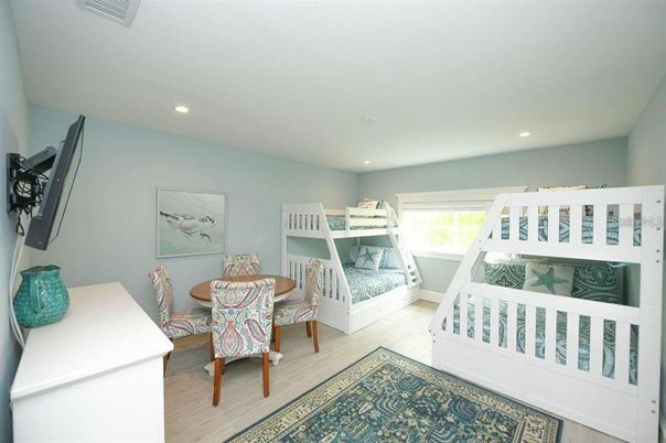 Bedroom, Dining room, Interior, Recessed Lighting, Wood Texture Flooring