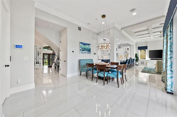 Chandelier, Dining room, Interior, Pendant Lights, Recessed Lighting