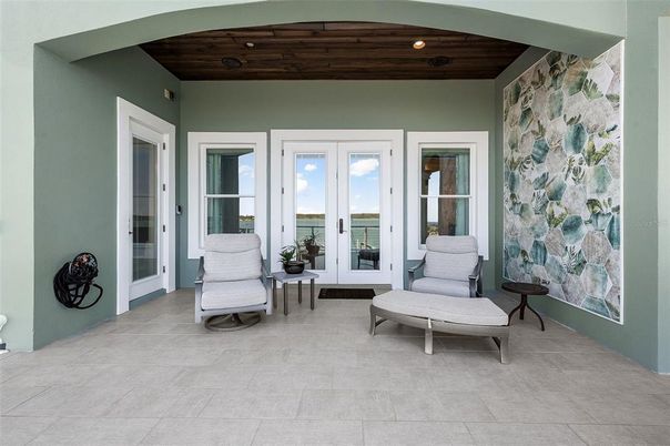 Exterior, Interior, Recessed Lighting, Water