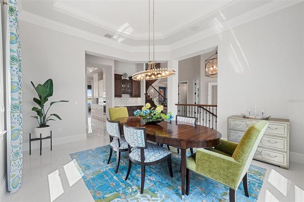 Chandelier, Dining room, Interior, Pendant Lights