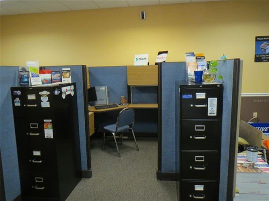 Home Office, Interior