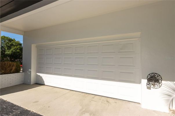 Detached Garage, Exterior