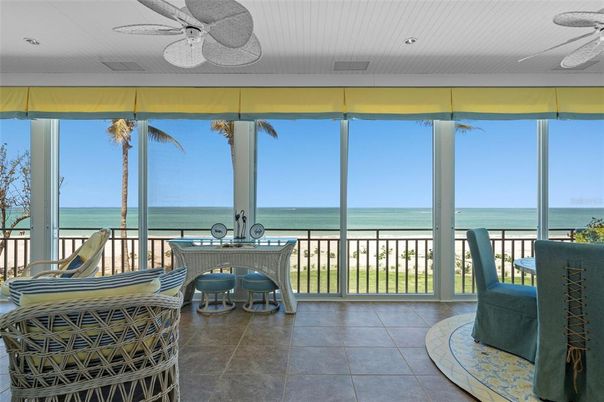 Interior, Recessed Lighting, Sun Room, Water