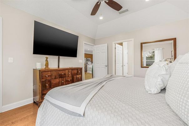 Bedroom, Interior, Recessed Lighting, Wood Texture Flooring