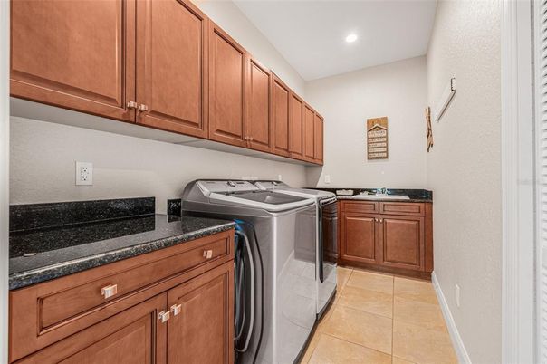 Interior, Recessed Lighting, Washer
