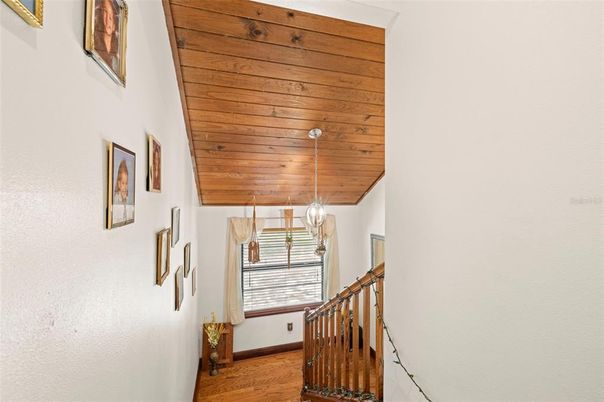 Interior, Pendant Lights, Wooden Ceilings, Wood Texture Flooring