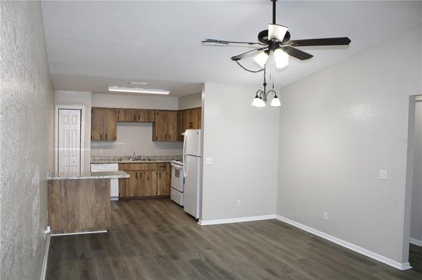 Interior, Kitchen, Pendant Lights, Wood Texture Flooring