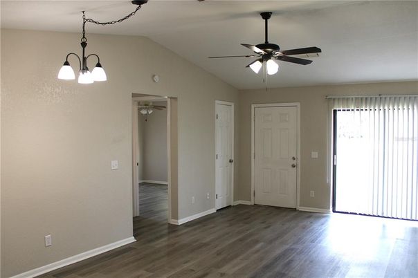 Empty room, Interior, Pendant Lights, Wood Texture Flooring