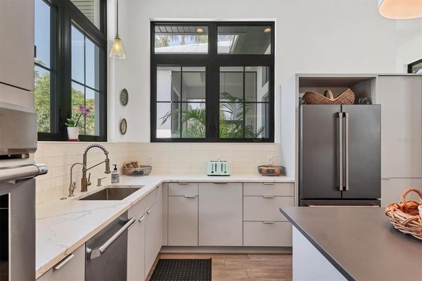 Interior, Kitchen, Pendant Lights, Wood Texture Flooring