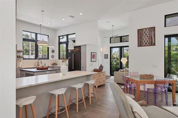 Dining room, Interior, Kitchen, Pendant Lights, Recessed Lighting, Wood Texture Flooring