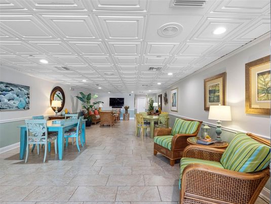 Dining room, Interior, Living room, Recessed Lighting