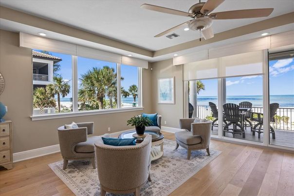 Interior, Living room, Recessed Lighting, Water, Wood Texture Flooring