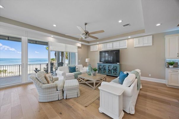 Interior, Living room, Recessed Lighting, Water, Wood Texture Flooring