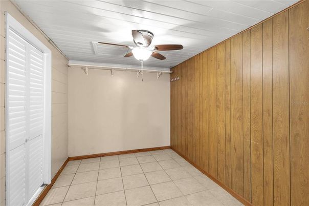 Empty room, Interior, Wooden Walls