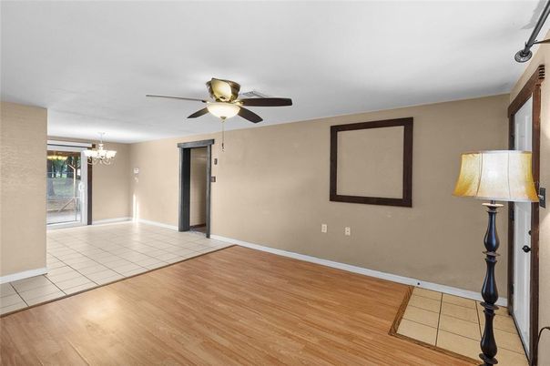 Chandelier, Empty room, Interior, Wood Texture Flooring
