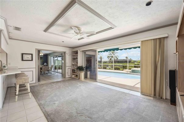 Interior, Water