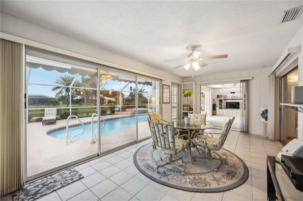 Dining room, Interior, Pool, Sun Room
