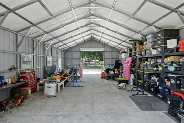 Garage, Interior
